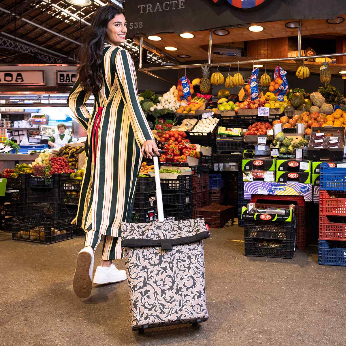 トローリー M(TROLLEYM)