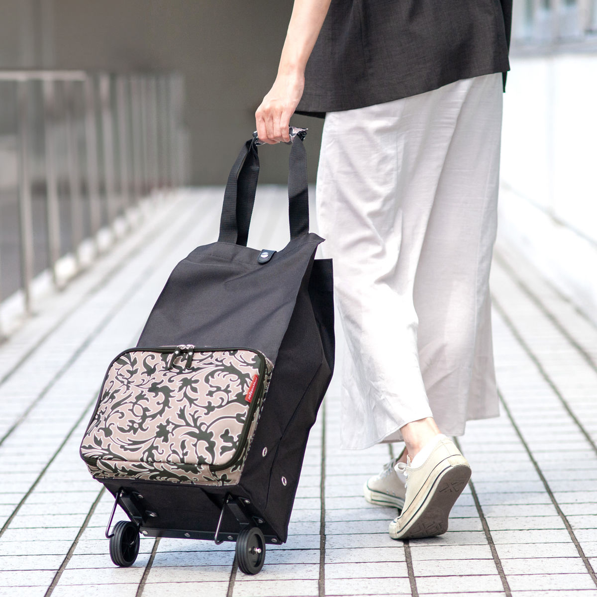 フォルダブルトローリー(FOLDABLETROLLEY)