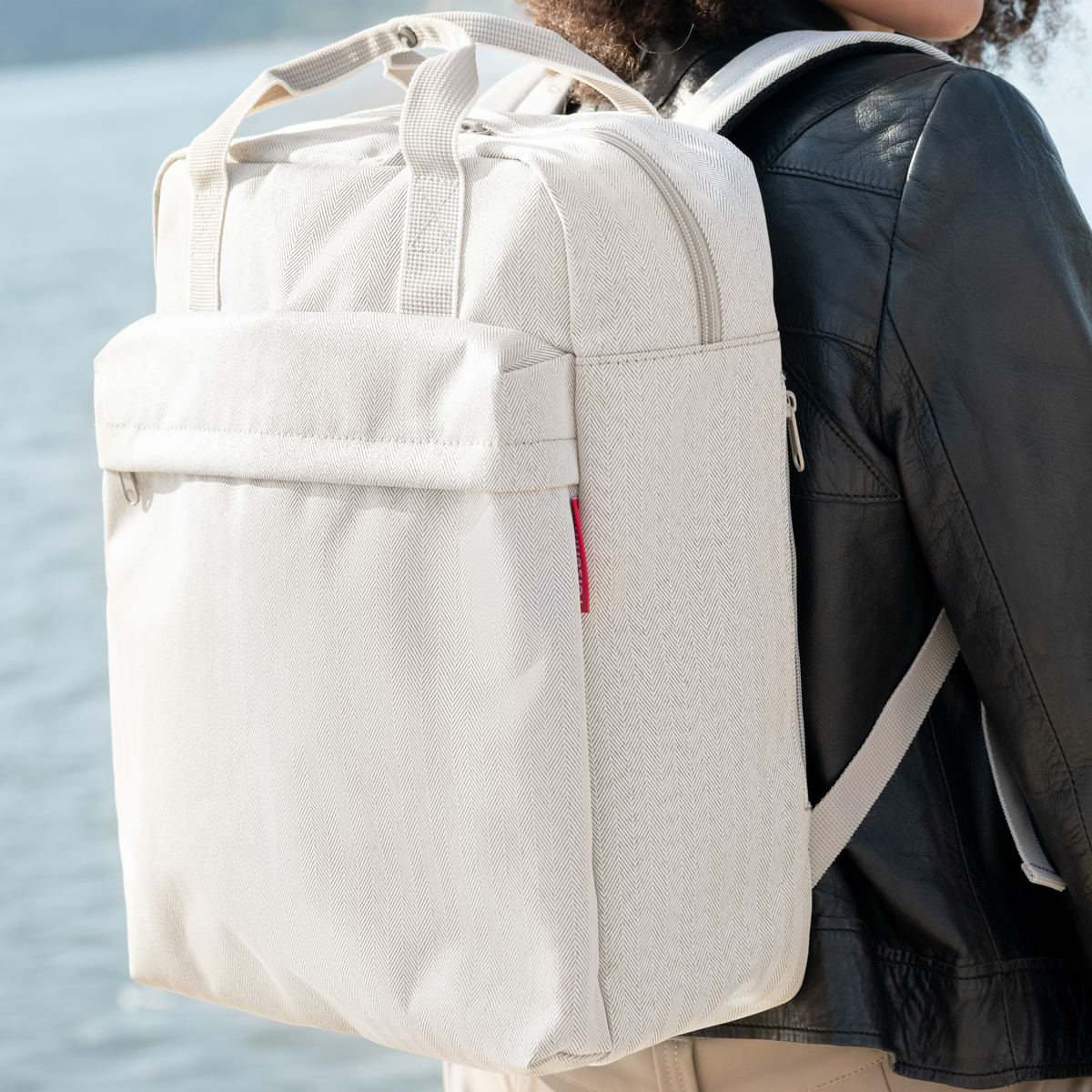 ALLDAYBACKBACKMHERRINGBONESAND(オールデーバックパックM)