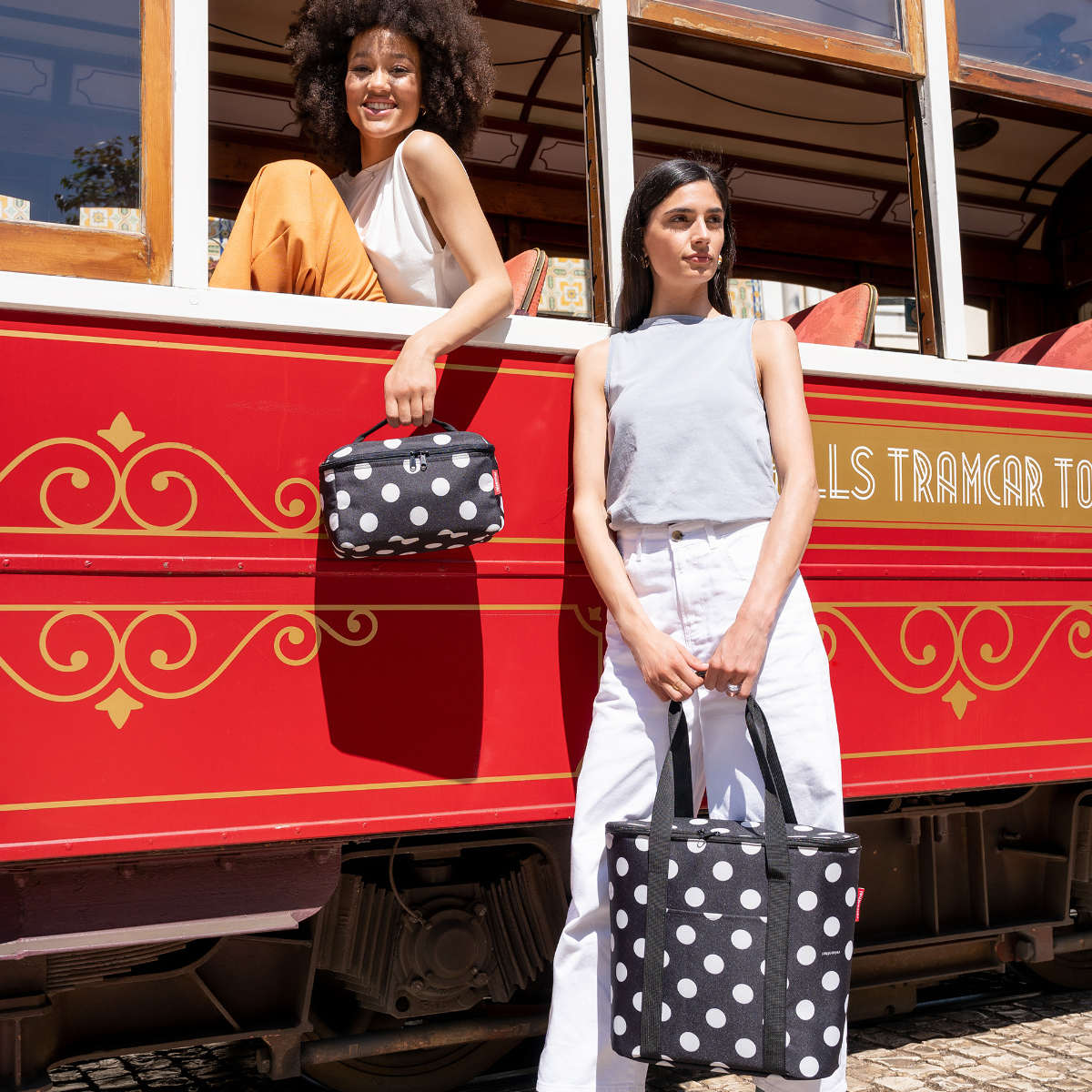 ビューティーケース(BEAUTYCASE)